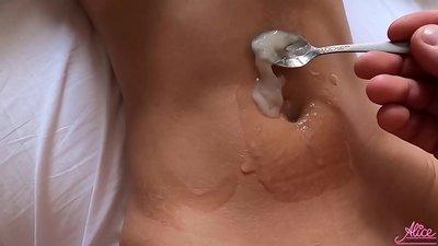 Mamada profunda e primeiro plano de sexo apaixonado - Esperma comido