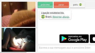 enganando mentres o marido traballa, a muller quente mostra o teu coño a descoñecidos