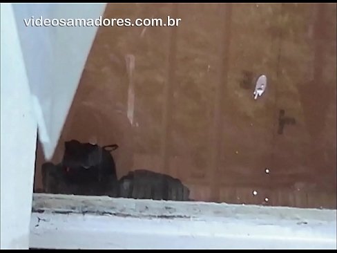 ❤️ Home cachondo mirando á súa moza con outro mozo, gravando un vídeo de carallo sen molestar á parella Vídeo de puta  na pornografía gl.com-porn-mz.ru ️❤
