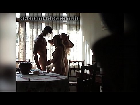 ❤️ Os amigos sexuais invitan a un home xigante e a un trío con el Vídeo de puta  na pornografía gl.com-porn-mz.ru ️❤