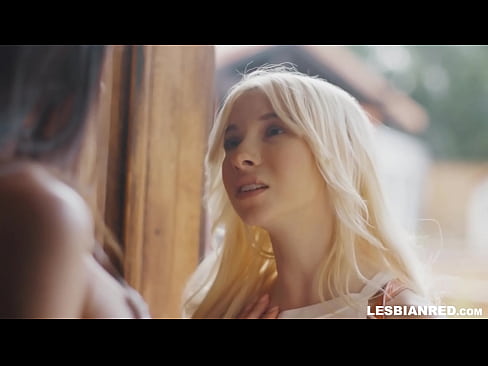 ❤️ A nena chega a casa uns meses despois e acaba comendo o coño da súa madrastra Vídeo de puta  na pornografía gl.com-porn-mz.ru ️❤