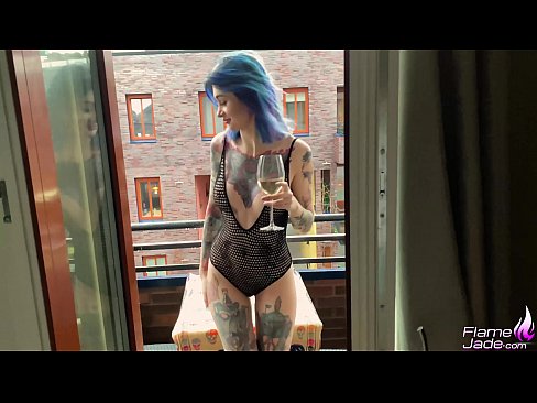 ❤️ Tremenda nena chupando dun trago e fodendo apaixonadamente baixo o ceo aberto Vídeo de puta  na pornografía gl.com-porn-mz.ru ️❤